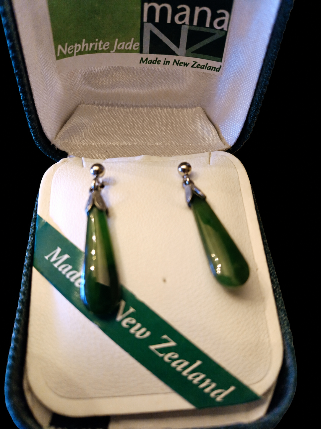 Vintage New Zealand Nephrite Jade Earrings — view 4